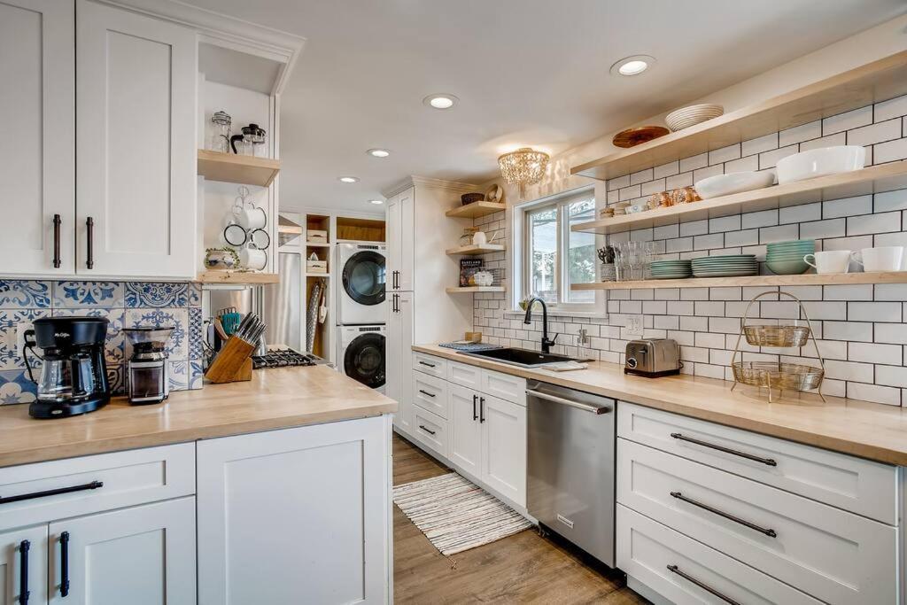 Family Townhome Near Mountains & Olde Town Arvada Exterior foto