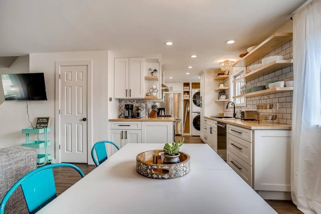 Family Townhome Near Mountains & Olde Town Arvada Exterior foto